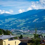 Canisiusbruennl Self- Check In Innsbruck